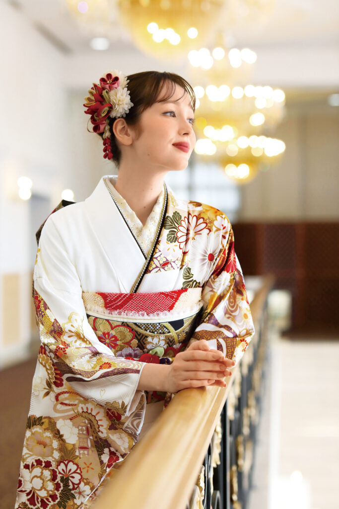 【振袖ヘア】いい香りの正体は髪の毛から？成人式でふわっと香らせるヘアフレグランスのすすめ