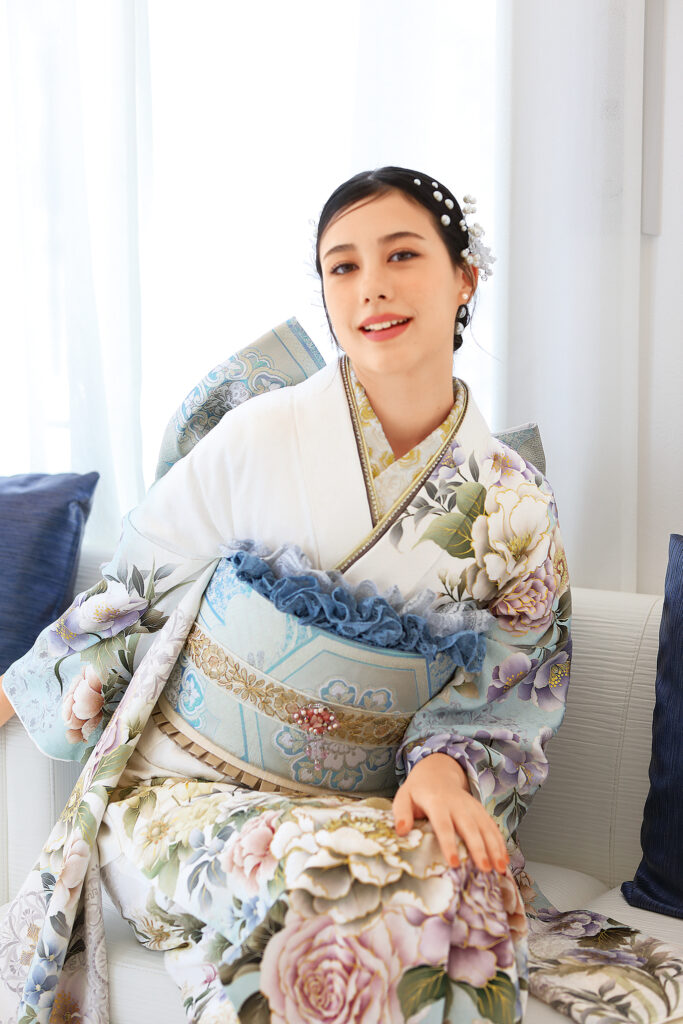 【振袖メイク】振袖メイクは「自眉生かし」が最旬！失敗しないふんわり立体感眉の簡単レシピ♡